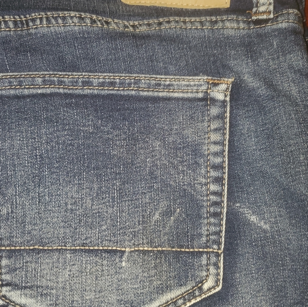Jeans - Picture 3 of 3